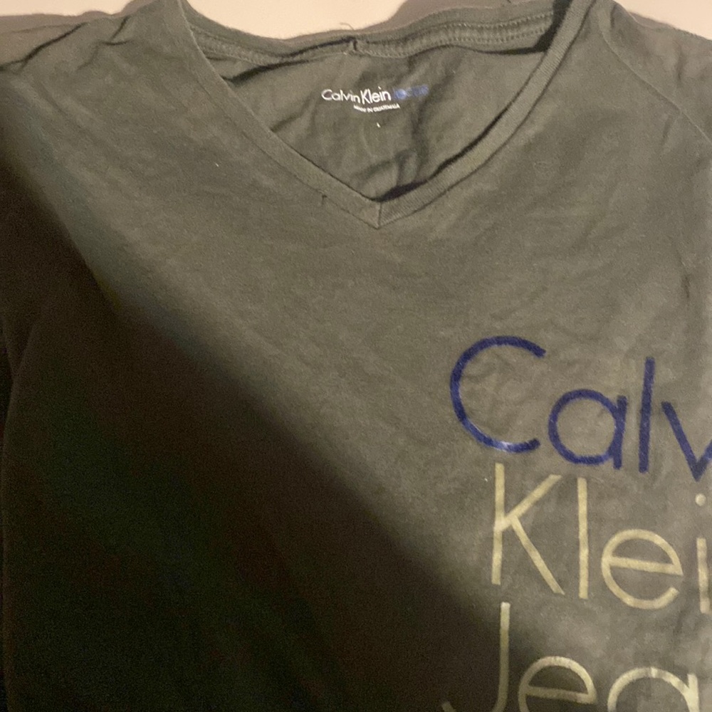 Short sleeve Klein v neck